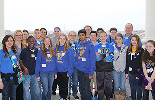 Image of Gahanna Middle School South teacher Mike Browning and some of his students on a field trip